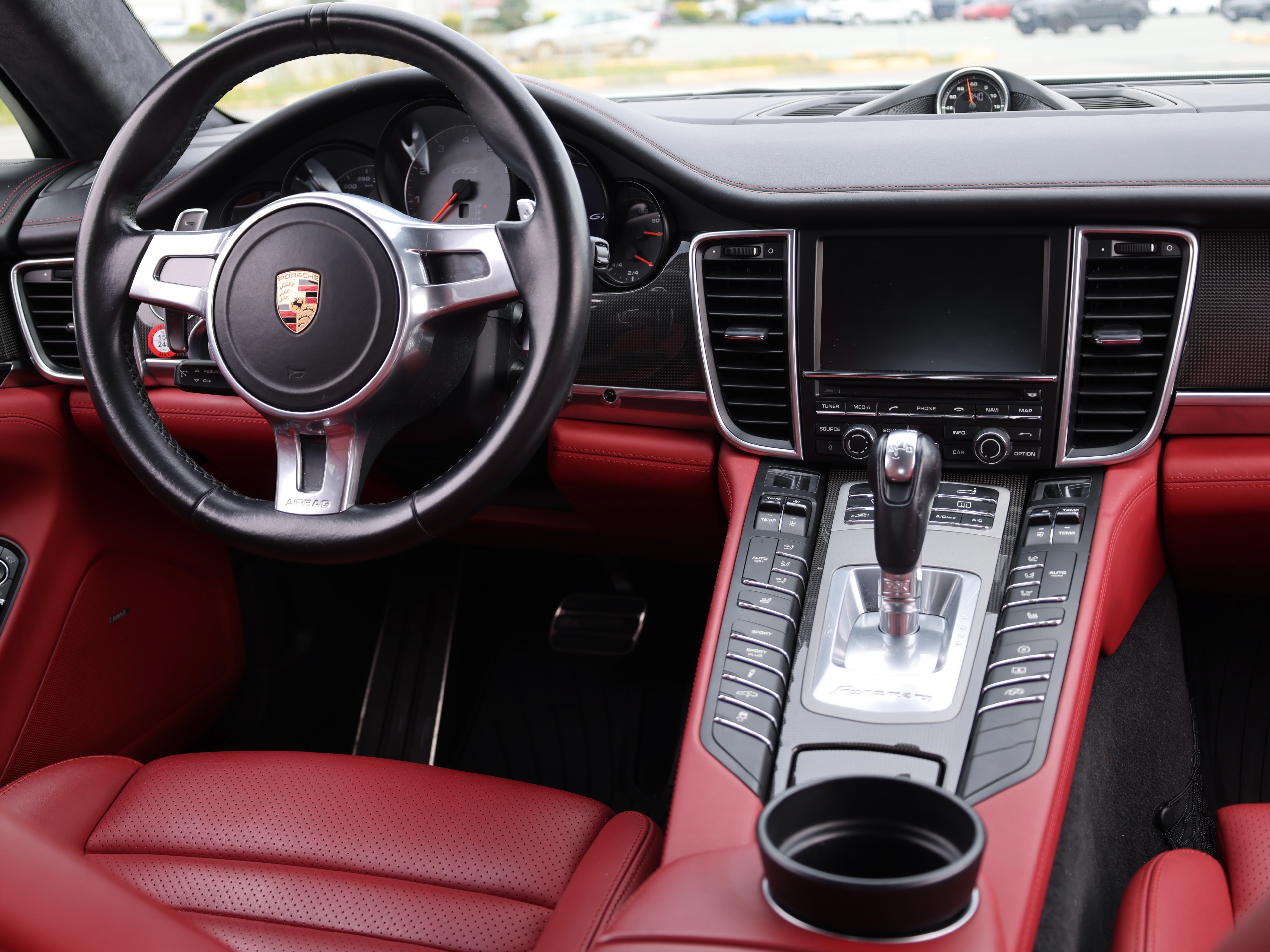2016 Porsche panamera gts - Image 15